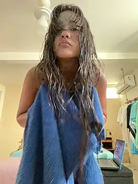 Snapshot of fenixgre chatting on 02/15/25, 08:11 fenixgre online show from 02/15/25, 08:11