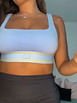 Snapshot of fenixgre chatting on 10/05/25, 06:50 fenixgre online show from 10/05/25, 06:50