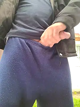 Snapshot of patriciajoy20 chatting on 10/04/25, 08:34 patriciajoy20 online show from 10/04/25, 08:34