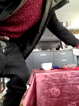 patriciajoy20 online show from 04/15/26, 08:21