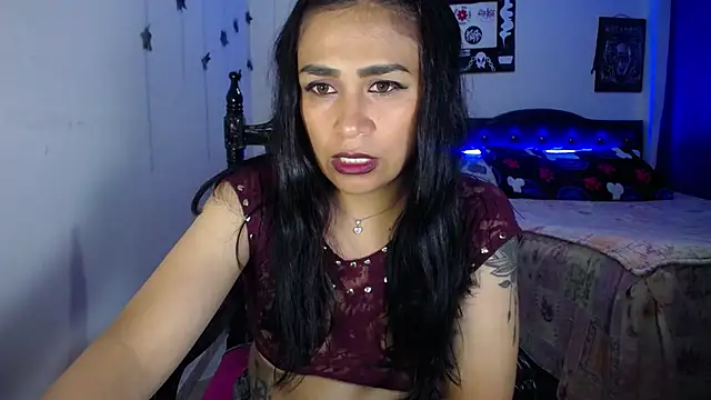 Snapshot of pinky_violeta chatting on 12/23/24, 06:27 pinky violeta online show from 12/23/24, 06:27