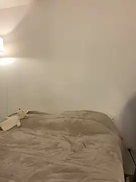 Snapshot of saori_10 chatting on 09/21/25, 03:30 saori 10 online show from 09/21/25, 03:30