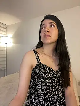 Snapshot of saori_10 chatting on 01/14/26, 05:46 saori 10 online show from 01/14/26, 05:46