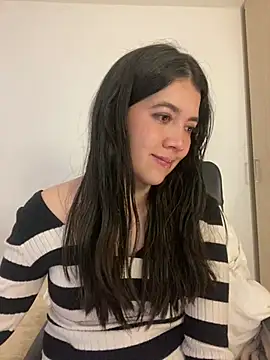 Snapshot of saori_10 chatting on 04/29/26, 12:59 saori 10 online show from 04/29/26, 12:59