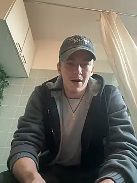 Toyjungee online show from 12/26/24, 03:10