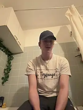 Toyjungee online show from 01/16/25, 05:23