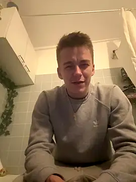 Toyjungee online show from 09/29/25, 12:05