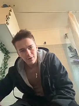 Toyjungee online show from 10/28/25, 03:25