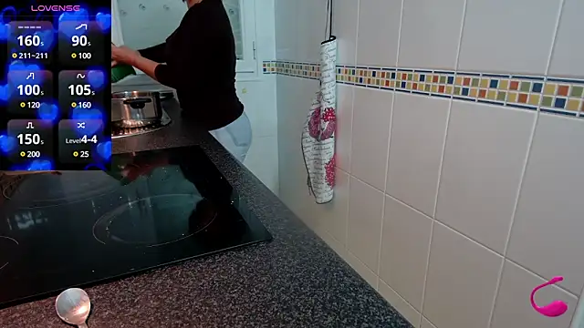 Susycachonda1 online show from 12/29/24, 11:50