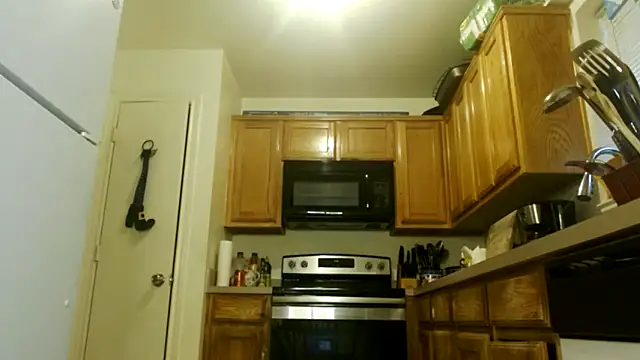 DiamondMonroeXo online show from 10/24/25, 03:52