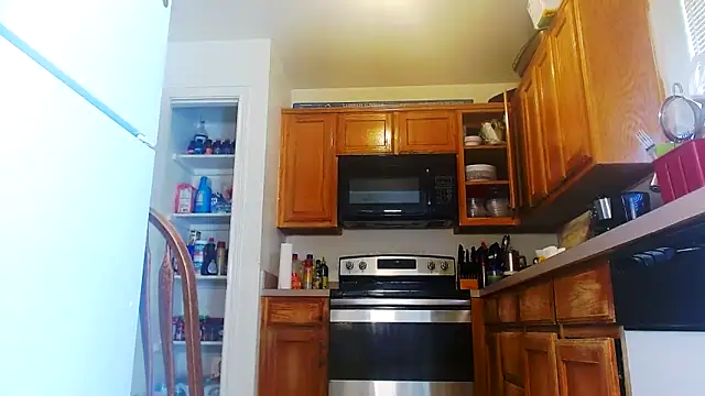 Snapshot of DiamondMonroeXo chatting on 03/19/26, 04:33 DiamondMonroeXo online show from 03/19/26, 04:33