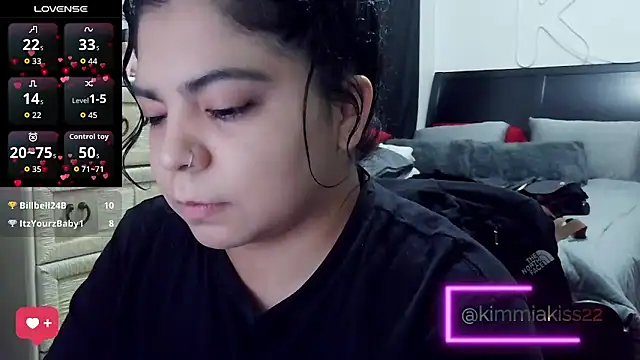 kimmiakiss22 online show from 02/17/26, 12:29