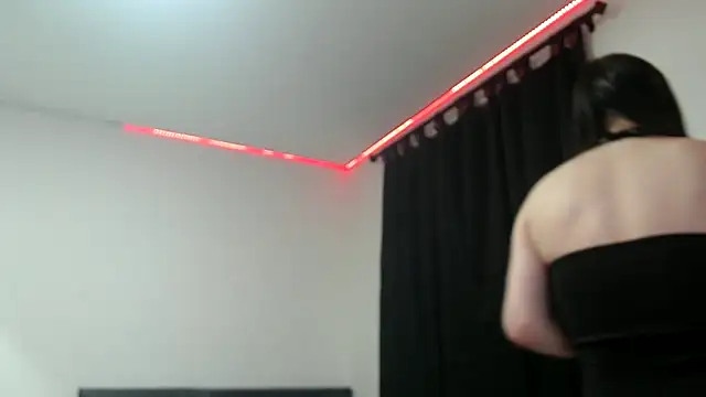 dolcemacca online show from 02/22/25, 01:33