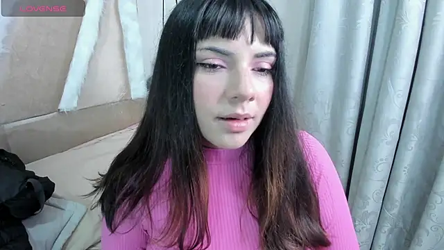 Snapshot of xhinata_hyugax chatting on 12/19/25, 11:01 xhinata hyugax online show from 12/19/25, 11:01