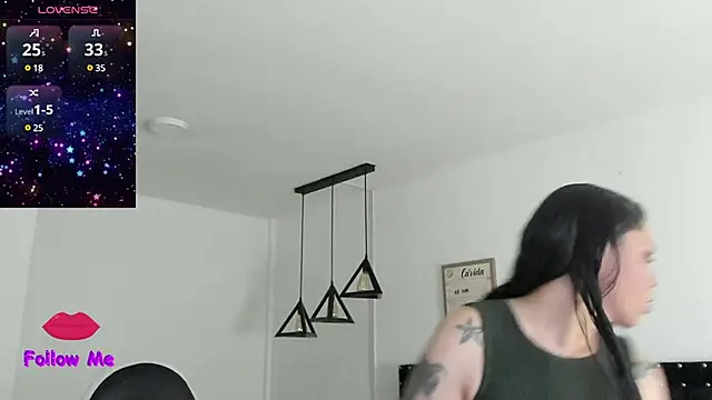 natasha logan  online show from 02/11/25, 04:01