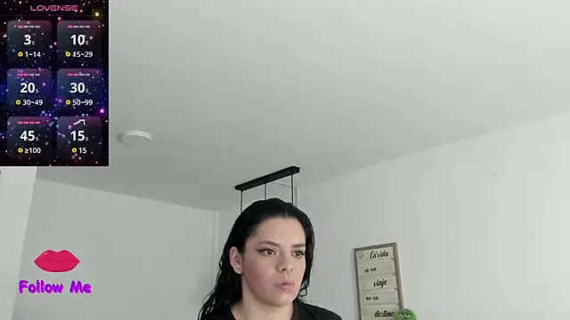 Snapshot of natasha_logan_ chatting on 02/16/25, 03:58 natasha logan online show from 02/16/25, 03:58