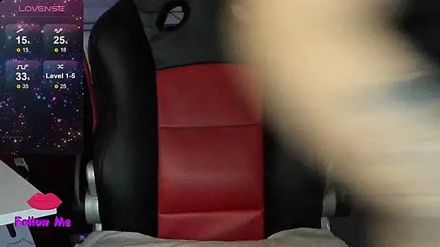 Snapshot of natasha_logan_ chatting on 02/13/26, 04:08 natasha logan online show from 02/13/26, 04:08