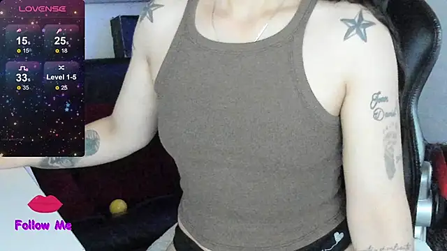 Snapshot of natasha_logan_ chatting on 02/16/26, 04:08 natasha logan online show from 02/16/26, 04:08