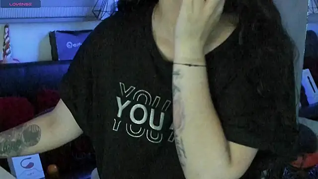 Snapshot of natasha_logan_ chatting on 03/13/26, 04:08 natasha logan online show from 03/13/26, 04:08