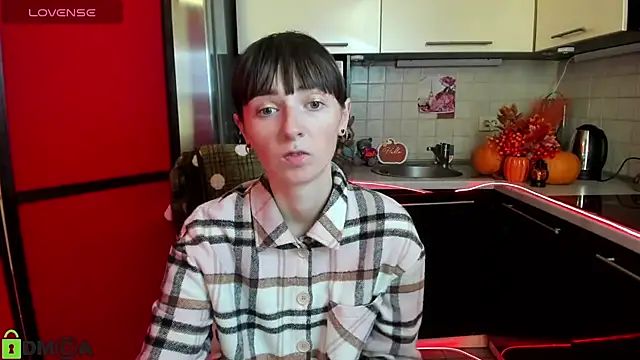 TayanaJons online show from 11/14/25, 07:51