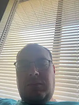 Snapshot of zman237 chatting on 02/03/25, 06:39 zman237 online show from 02/03/25, 06:39