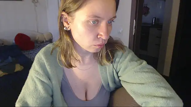 amanda kiss kiss online show from 12/12/24, 01:17