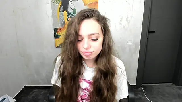 Snapshot of 18perfecttits chatting on 03/16/26, 04:51 18perfecttits online show from 03/16/26, 04:51