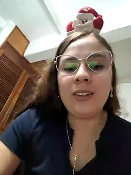 selena gomez2 online show from 12/24/24, 01:27