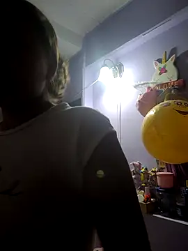 selena gomez2 online show from 11/06/25, 02:12