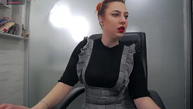 Snapshot of AvaBlue_ chatting on 03/08/26, 04:16 AvaBlue online show from 03/08/26, 04:16