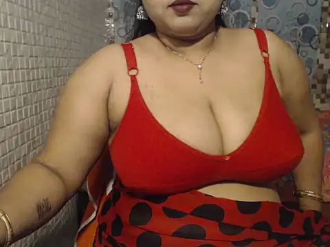 Snapshot of Oh_Maya chatting on 03/06/26, 05:20 Oh Maya online show from 03/06/26, 05:20