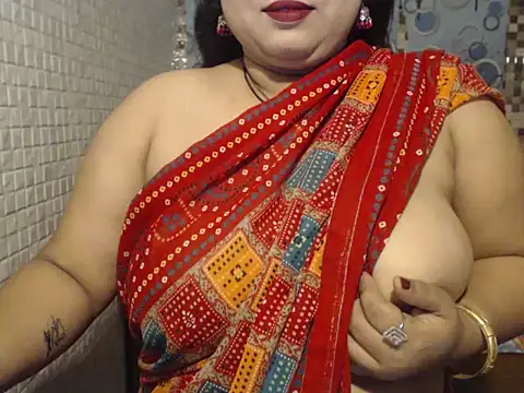 Snapshot of Oh_Maya chatting on 03/24/26, 03:11 Oh Maya online show from 03/24/26, 03:11