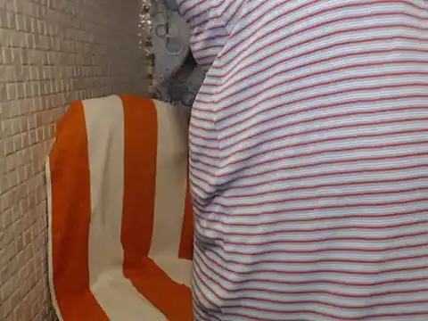 Snapshot of Oh_Maya chatting on 03/30/26, 02:51 Oh Maya online show from 03/30/26, 02:51