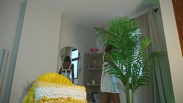 Snapshot of astreaharmonia chatting on 11/26/25, 08:10 astreaharmonia online show from 11/26/25, 08:10