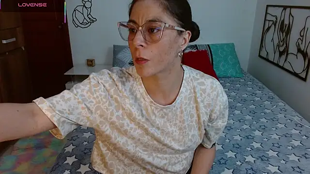 antonella sweet33 online show from 11/21/25, 09:35