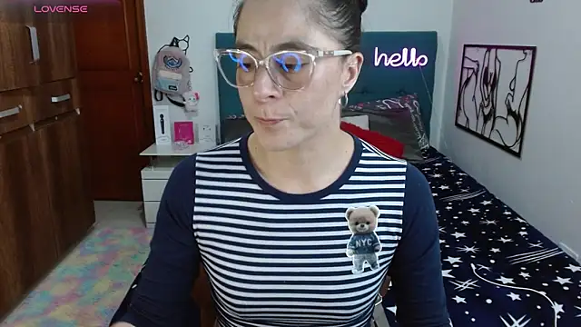 Snapshot of antonella_sweet33 chatting on 03/07/26, 09:01 antonella sweet33 online show from 03/07/26, 09:01