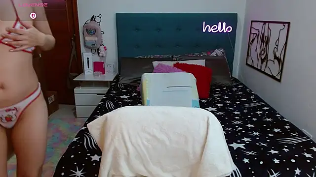 Snapshot of antonella_sweet33 chatting on 03/14/26, 08:03 antonella sweet33 online show from 03/14/26, 08:03