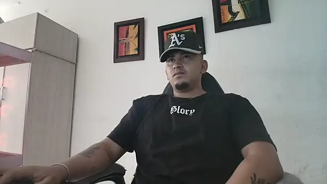 myke andrade online show from 11/26/25, 02:40