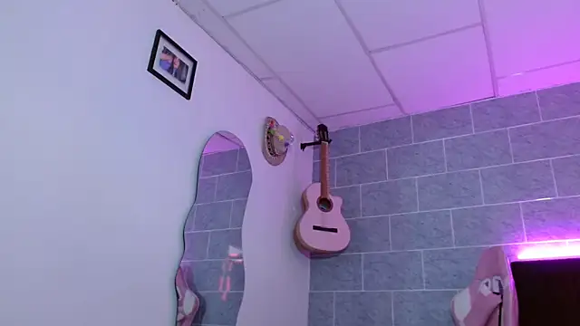 Snapshot of Dakota_bumm chatting on 04/06/26, 06:53 Dakota bumm online show from 04/06/26, 06:53