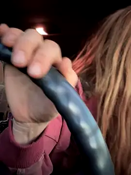 GoldenFlameGoddess online show from 12/14/25, 03:17