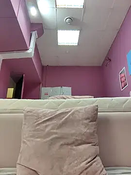 Snapshot of Love_Lysa_ chatting on 01/15/25, 07:59 Love Lysa online show from 01/15/25, 07:59