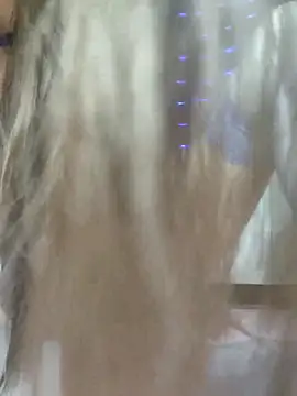 Snapshot of Love_Lysa_ chatting on 09/11/25, 03:17 Love Lysa online show from 09/11/25, 03:17