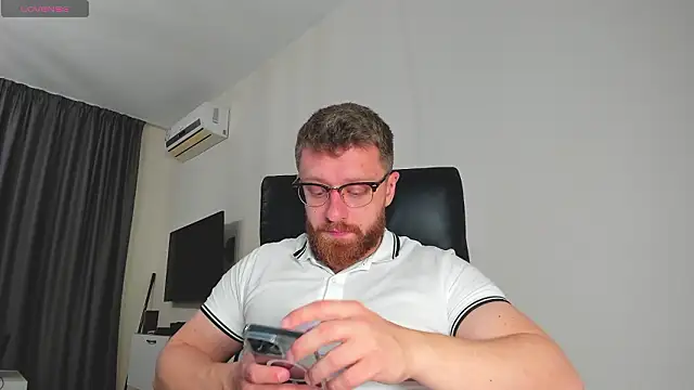 Findom guy online show from 03/13/26, 08:43