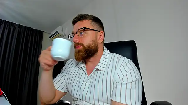 Findom guy online show from 05/05/26, 06:27