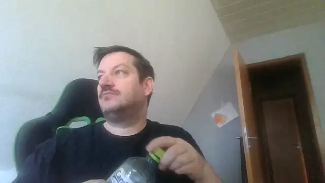 Golffahrer1982 online show from 04/12/26, 08:52