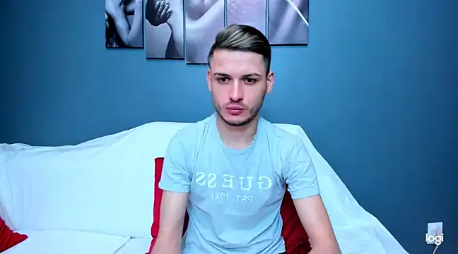 Snapshot of andboyfor6 chatting on 01/19/25, 09:22 andboyfor6 online show from 01/19/25, 09:22