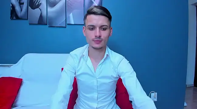 Snapshot of andboyfor6 chatting on 02/23/25, 12:37 andboyfor6 online show from 02/23/25, 12:37