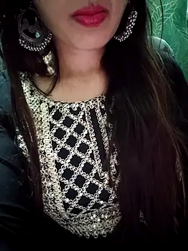 Noor Darliing online show from 10/08/25, 04:59