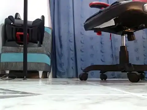 Snapshot of KarimaSarabe chatting on 01/11/25, 08:54 KarimaSarabe online show from 01/11/25, 08:54