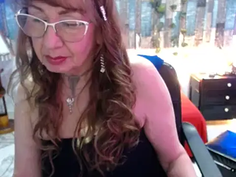 Snapshot of KarimaSarabe chatting on 02/21/25, 11:54 KarimaSarabe online show from 02/21/25, 11:54